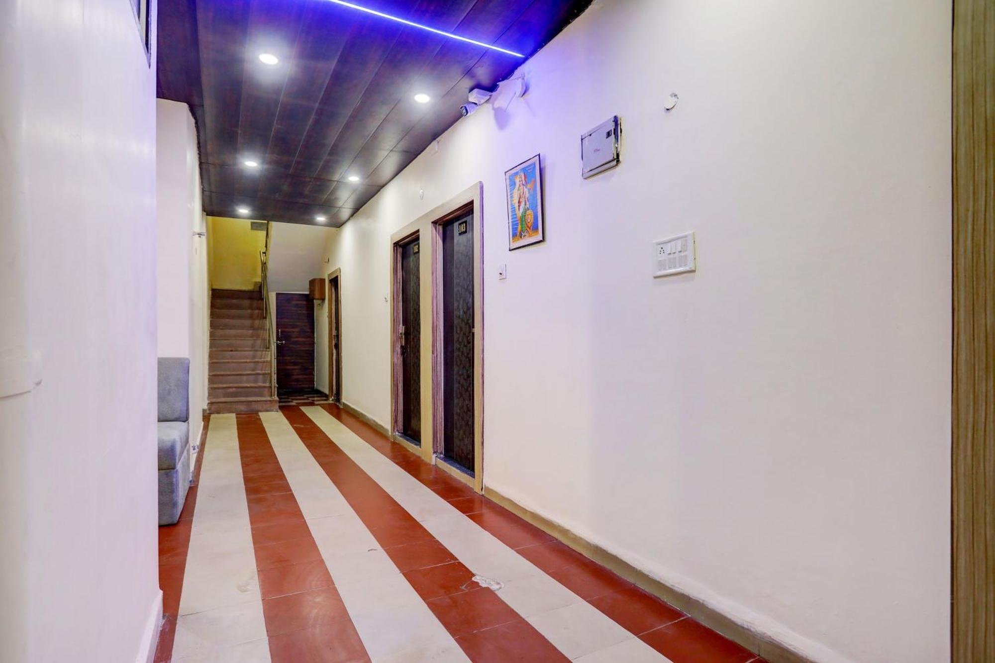 Hotel O Sb 47 Indore Eksteriør bilde