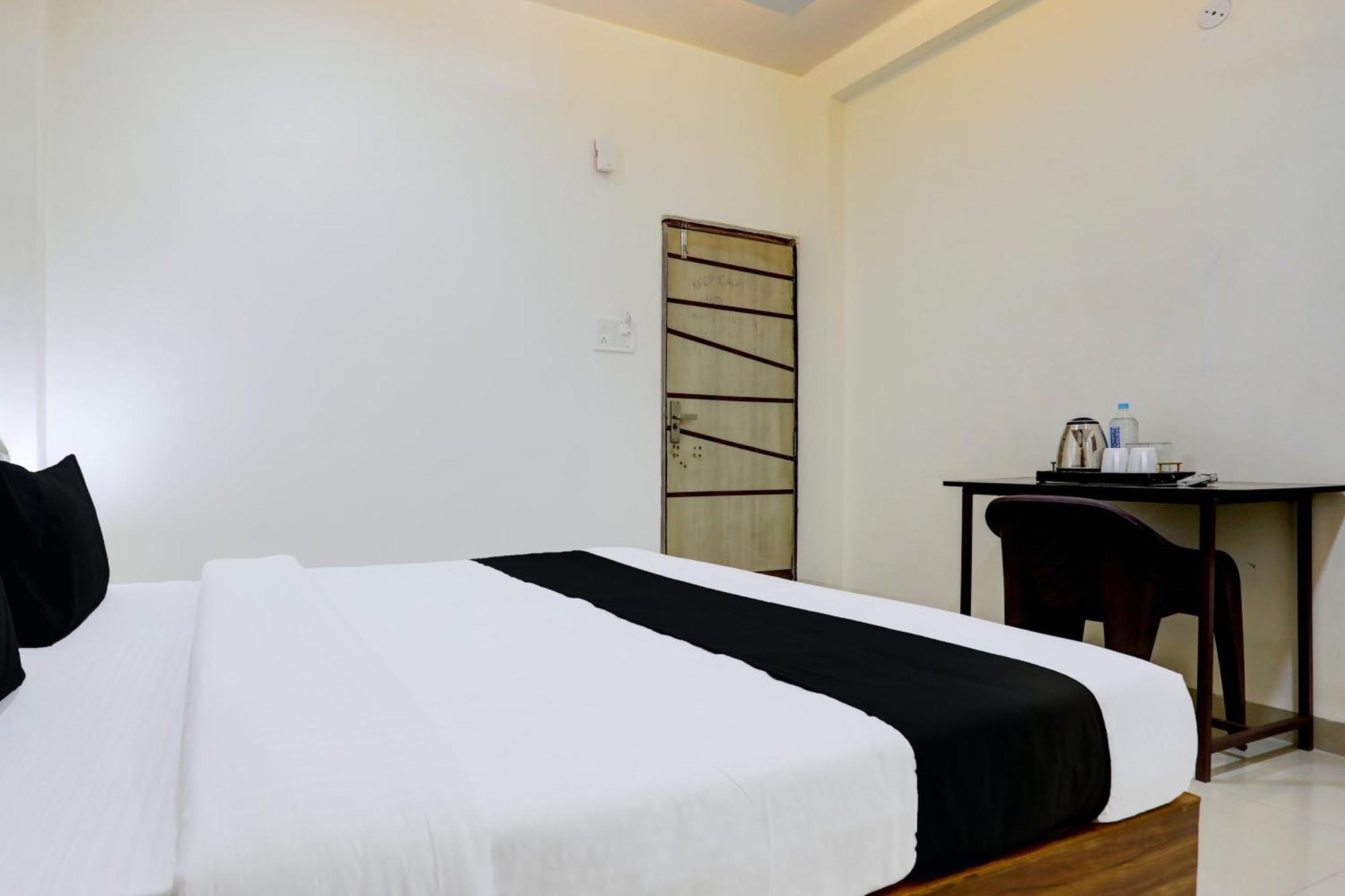 Hotel O Sb 47 Indore Eksteriør bilde